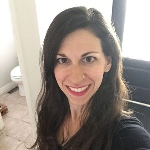 Meet your Posher, Liz